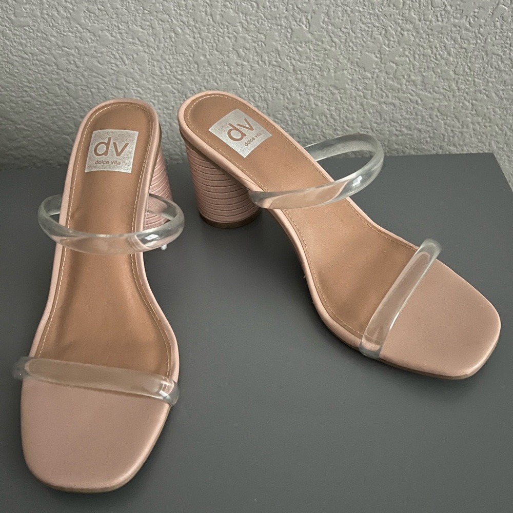 Dolce Vita - DV Merrill Round Block Heel Sandals